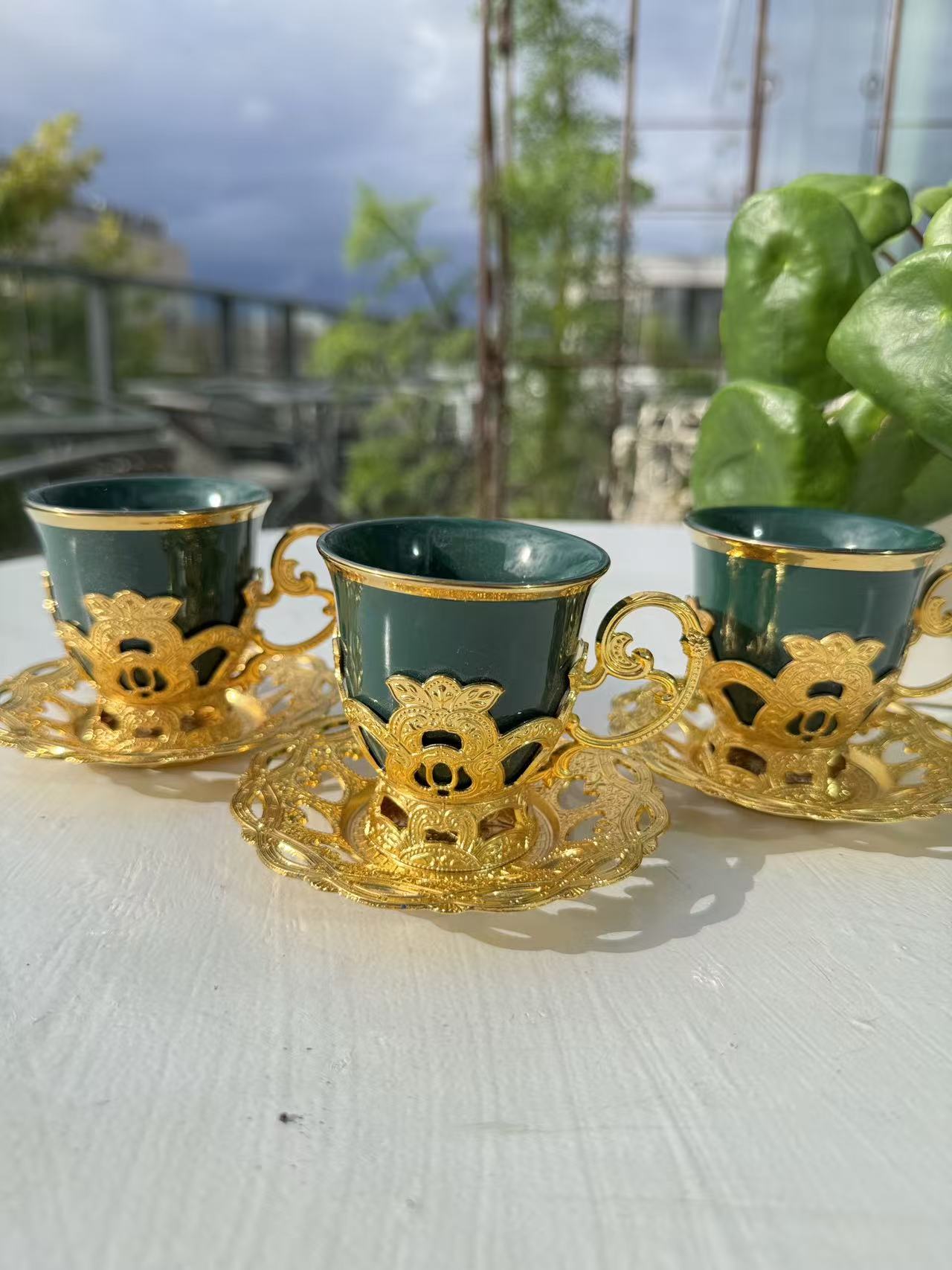 Luxury Arabic Style Tea Cup & Saucer Set – Ceramic Cup with Golden Metal Base