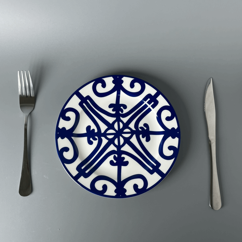 Bone China NAVY-WHITE filigree Plate